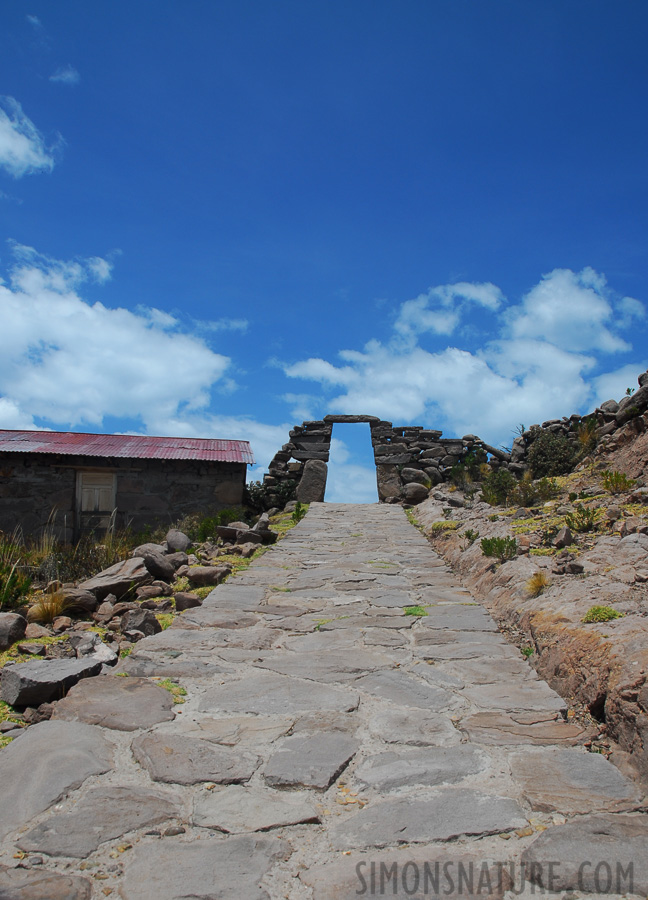 Lake Titicaca [18 mm, 1/320 sec at f / 9.0, ISO 100]